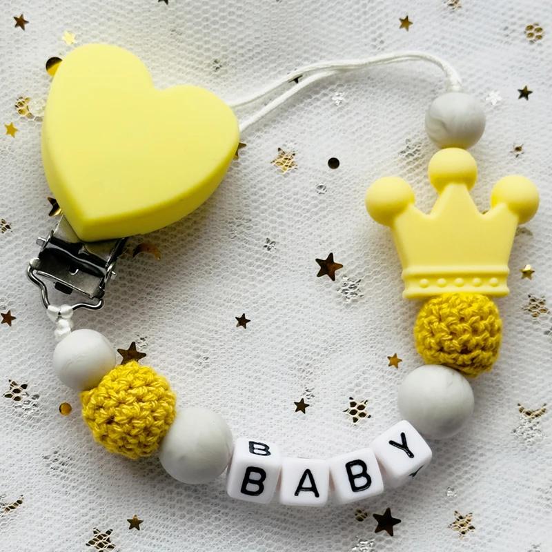 NEUER Individuell Personalisierter Name Schnullerkette Handgefertigte Buchenholz-Kette Silikon-Kronenhalter Schnuller Baby Zahnungsspielzeug Kauspielzeug Geschenk