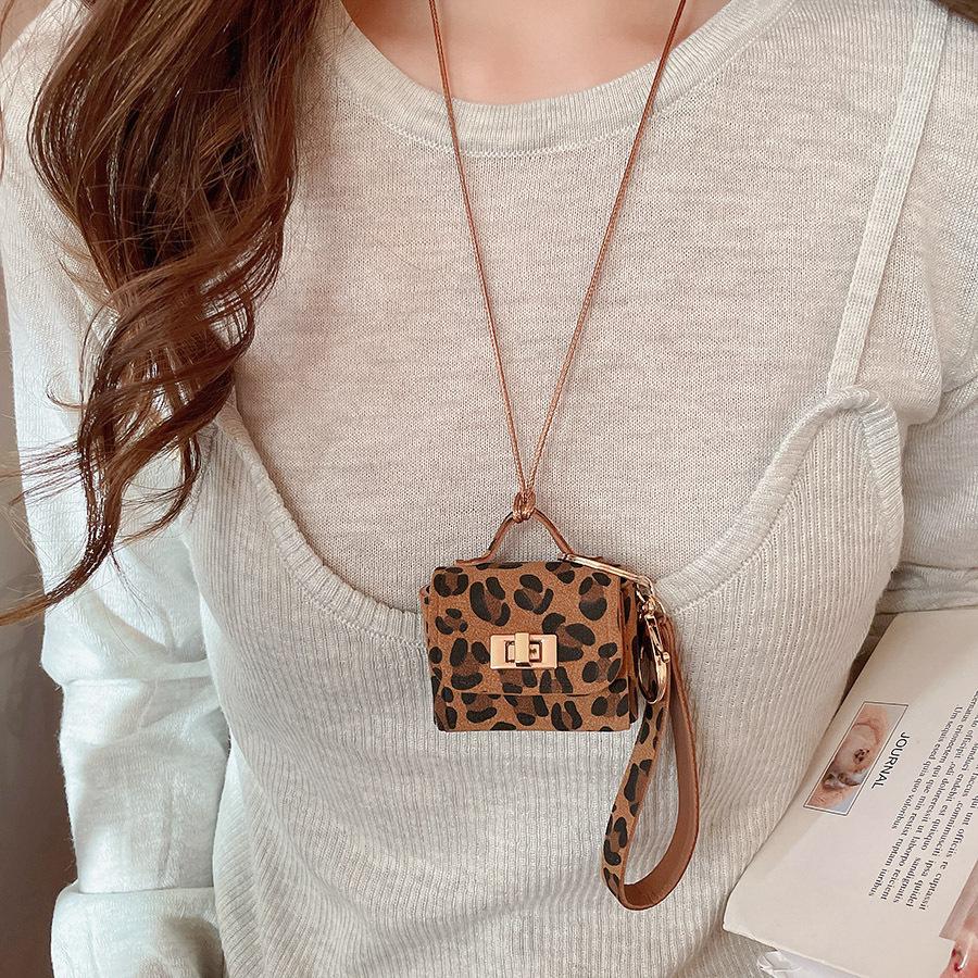 Retro style coffee fabric acrylic love necklace light luxury sweater chain versatile necklace women