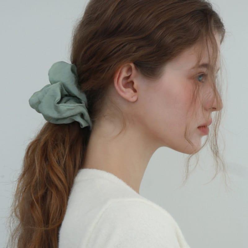 Less Is More The Fluffy Hair Scrunch_4 COLORS