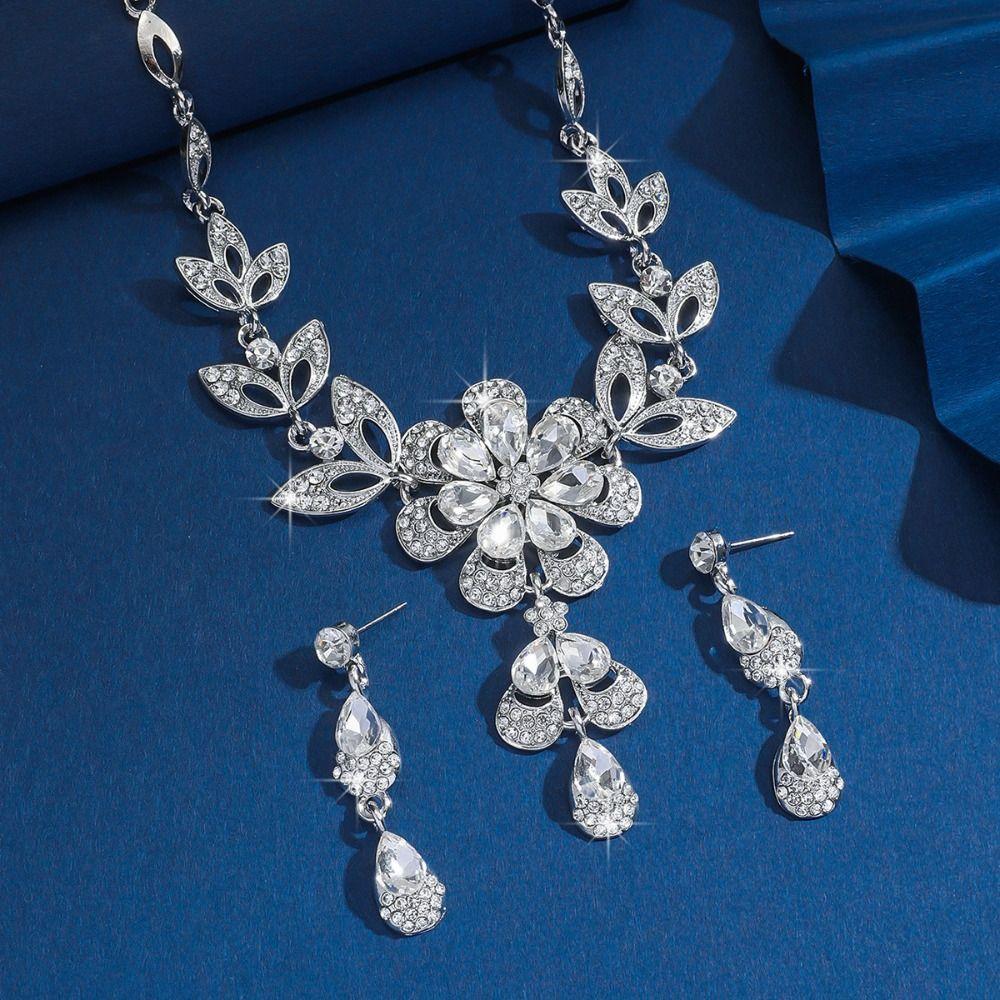 3PCS Exquisite Earrings Rhinestone Necklace Bridal Crystal Jewelry Set  Women