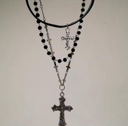 

Gothic Punk Y2K Black Cross Pendant Necklace for Women Men 2025 Vintage Multi Layer Bead Necklaces 90s EMO Charm Jewelry Gifts чёрный