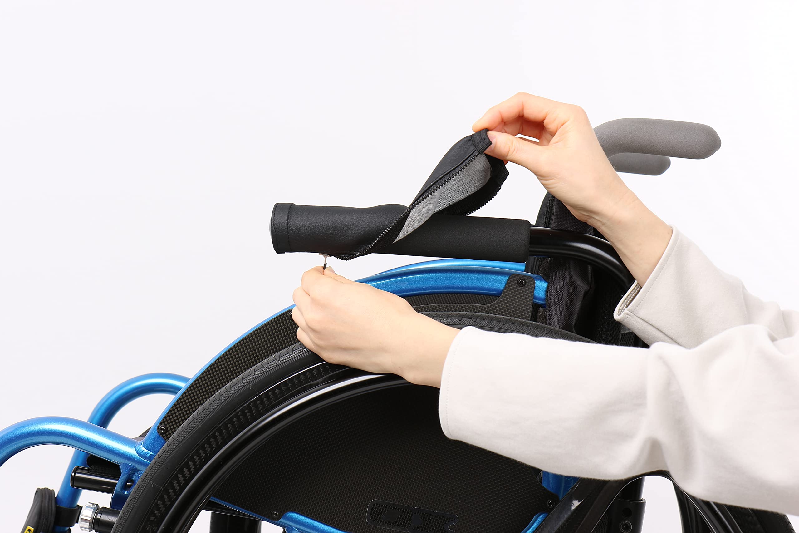 

OX ENGINEERING Чехлы на подлокотники Аксессуары для инвалидных колясок (Пара) чёрный