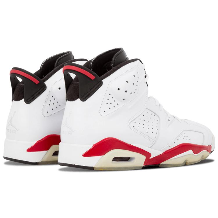 Jordan 6 Retro Bulls 2010 384664-102