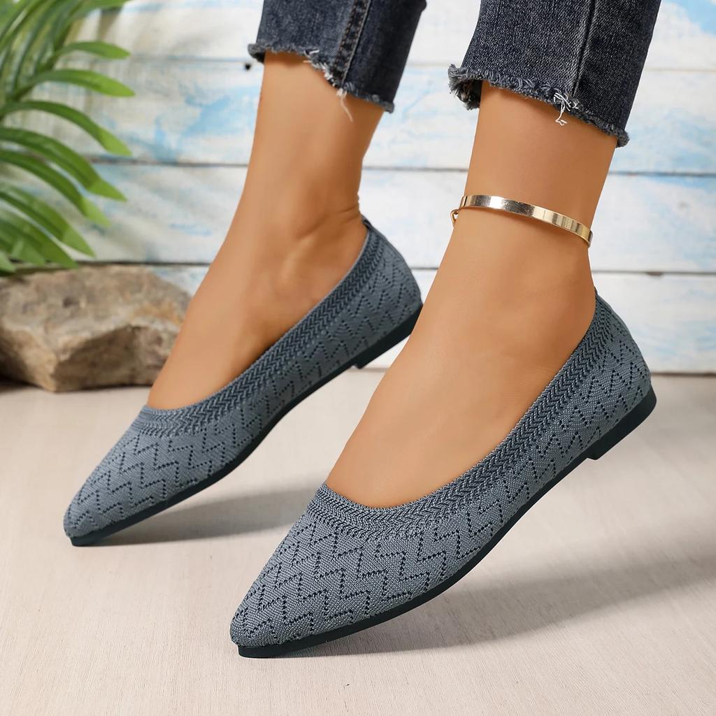 Women Flats Shoes 2025 New Knitted Slip on Shoes for Women Pointed Toe Solid Color Loafers Casual Breathable Flat Sneakers Women
