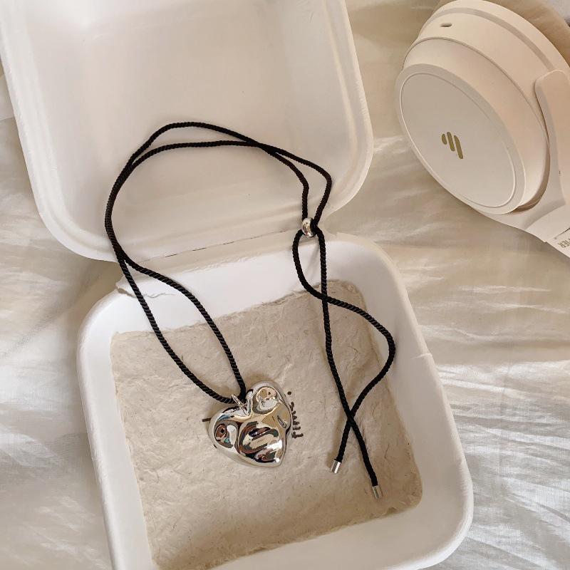 

Преувеличенный кулон в форме сердца, регулируемое длинное ожерелье из веревки для женщин и девочек, универсальное модное ожерелье, ювелирные аксессуары серебряный