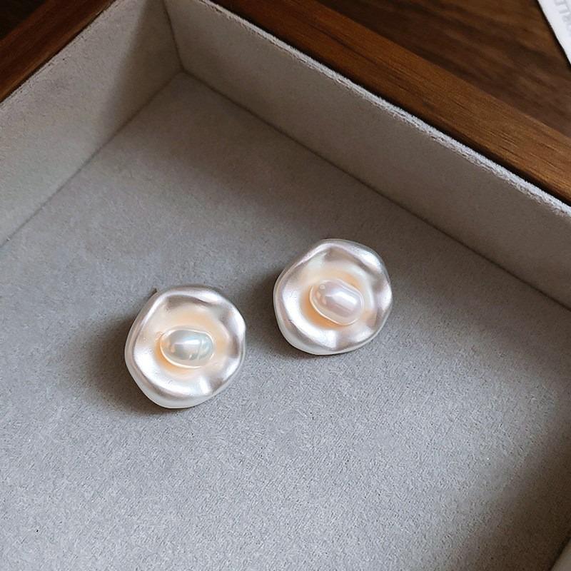 Silver needle super flash zircon pearl geometric round flower earrings simple personality stud earrings niche design earrings women