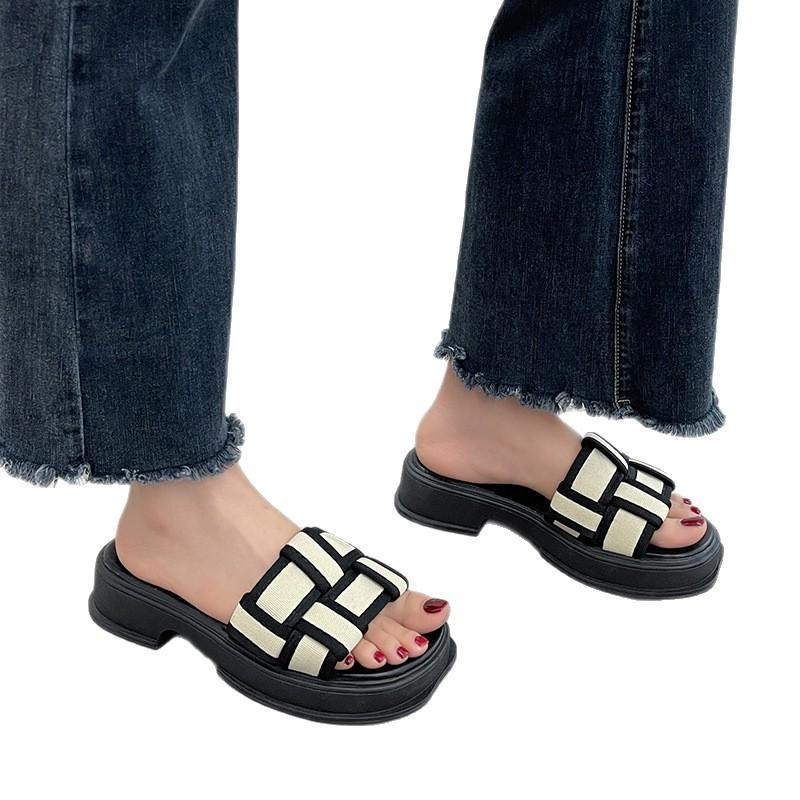 Muffin Thick Bottom Non-slip Cool Slippers Women's 2025 New Summer French Color Matching Woven One-word Drag Ins