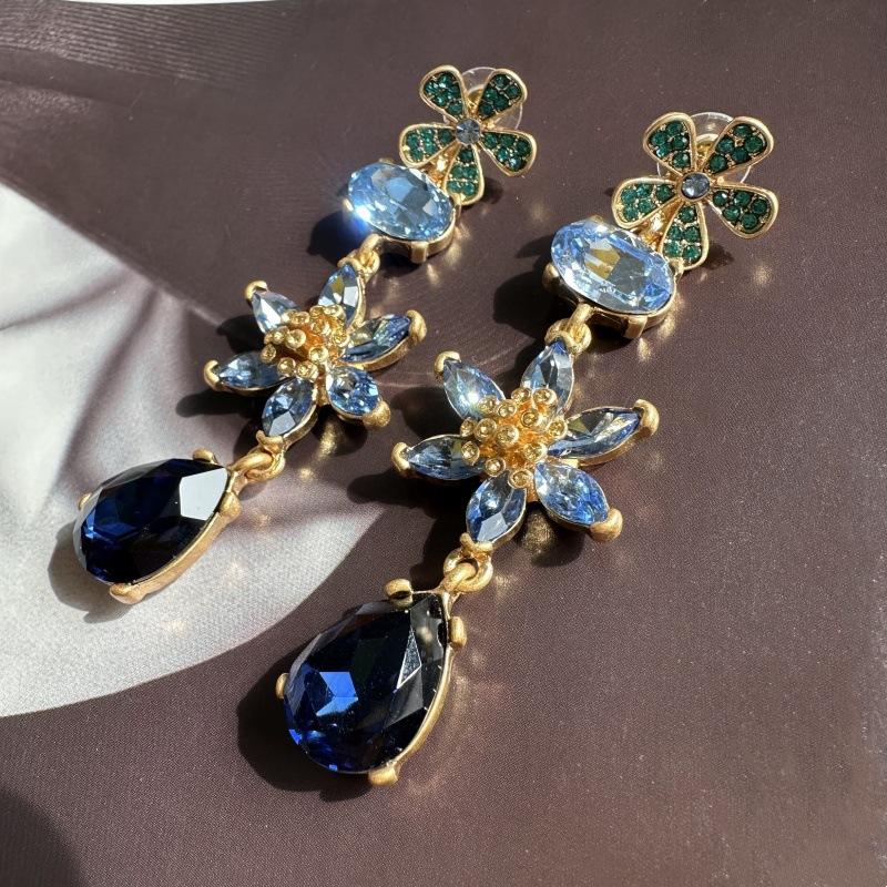 Modeschmuck Neue Elegante Blume Kristall Facettiertes Glas Tropfen Hängende Ohrringe für Damen, Perfektes Party-Accessoire