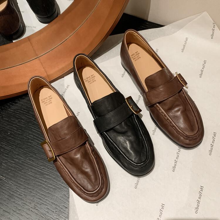 Ins Oil Wax Leather Chaos Soft Leather Retro Loafers 2025 Autumn New Lazy Single Shoes Women