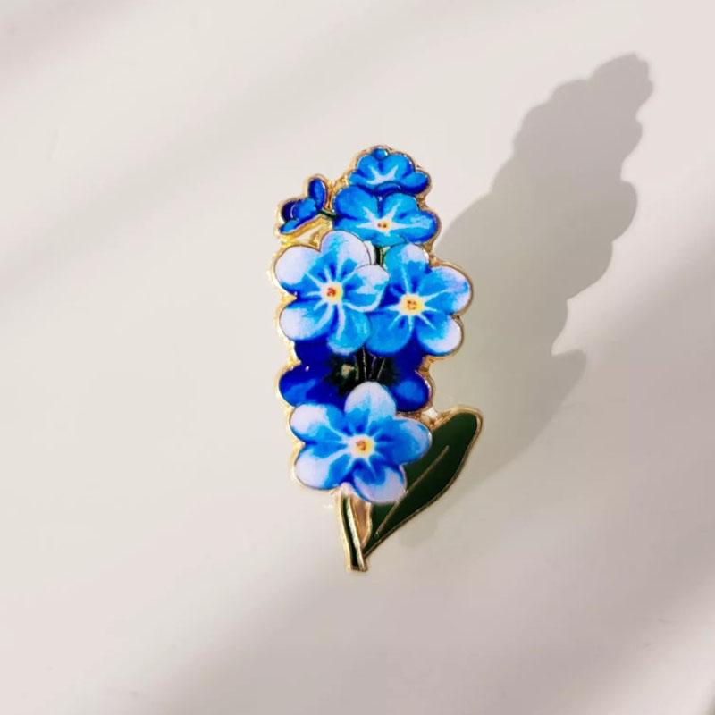 Blue Forget Me Not Flower Small Badge Vintage Look Pin Enamel Gold Brooch Gift
