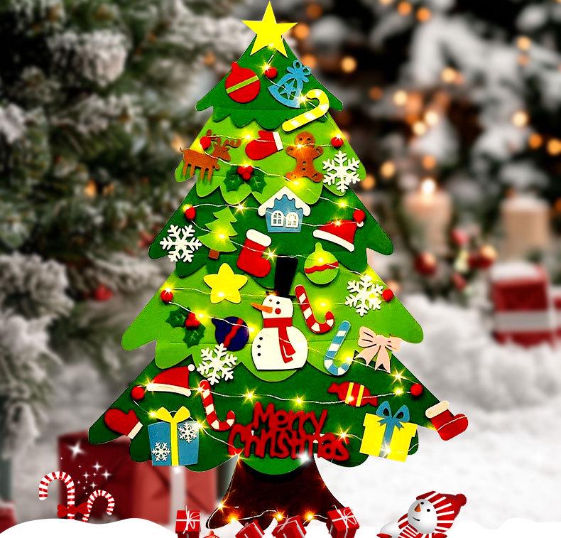 DIY Children's Felt Christmas Tree Ornaments