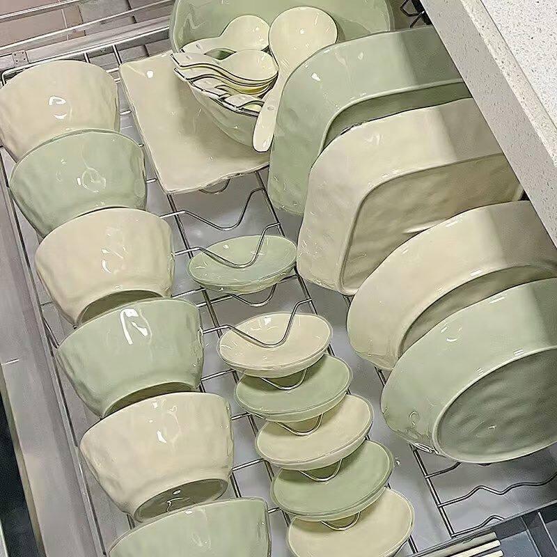 Shield Point Cream Style Ceramic Dinnerware Set