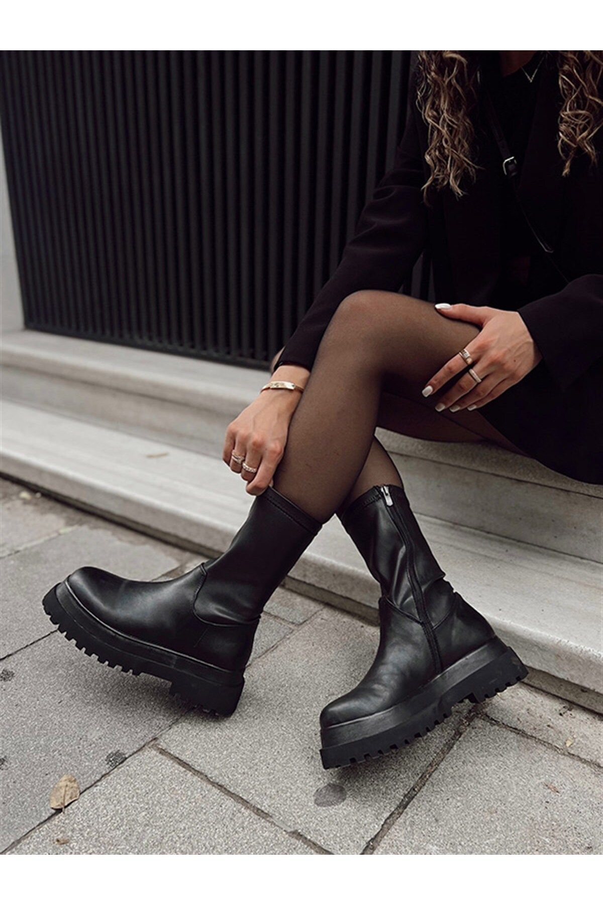 

Women Modern Stylish Fashion St.Jones Black Stretch Short Women s Boots 39