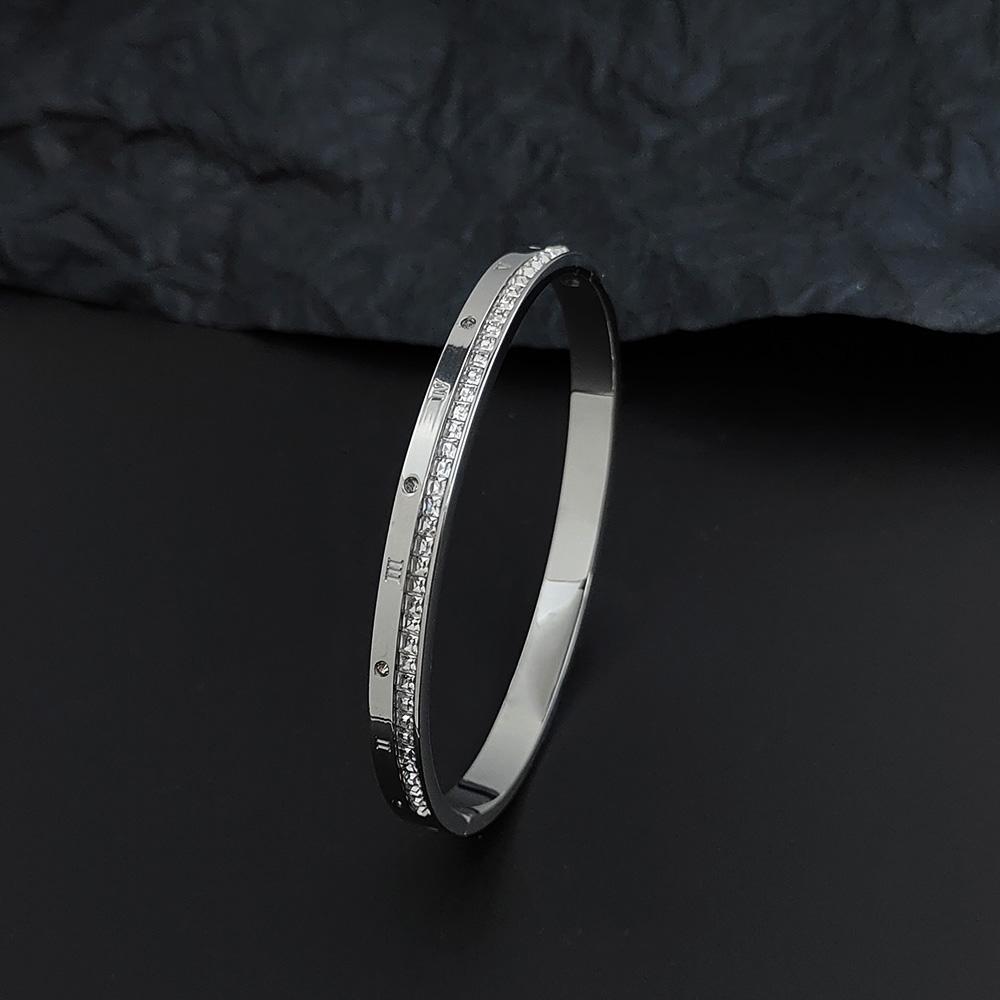 New Roman Numeral Zircon O-shaped Buckle Bracelet, High Quality Gold-plated Women s Bracelet, Wedding Party Jewelry серебряный
