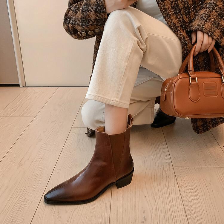 

Polished first-layer cowhide Chelsea boots women s short boots 2025 winter new small square head pullover thick heel women s single boots 39