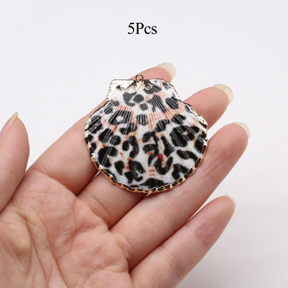 

5 шт., Подвеска из натуральной ракушки с леопардовым принтом, Шармы ручной работы в диком стиле с золотой окантовкой, для DIY аксессуаров для ожерелья, Поделки для изготовления ювелирных изделий, Водный декор 5Pcs/30×40-38×48mm