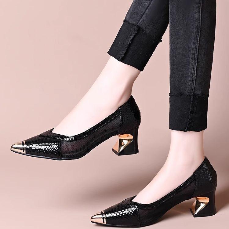 2025 Spring and Summer New Shallow Single Shoes Women's Shoes One Pedal Middle Heel Horseshoe Heel (5cm) Pointed Women's Single Shoes