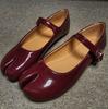 IPPEUM Burgundy Tabi Shoes Women Mary Janes Shoes 2025 New Ballet Flats Split Toe Shoes