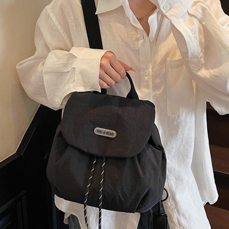 A Large-capacity Laid-back Color-blocking Tote Bag