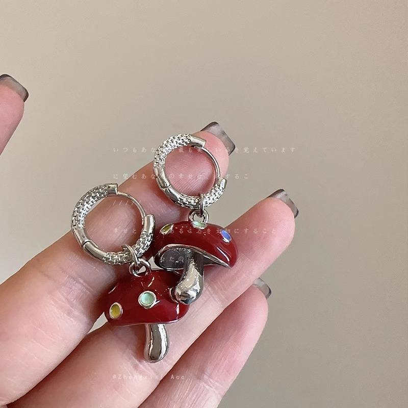 

Design sense colored diamond dripping oil red mushroom ear buckle women s niche unique exquisite personality fashion versatile earrings earrings