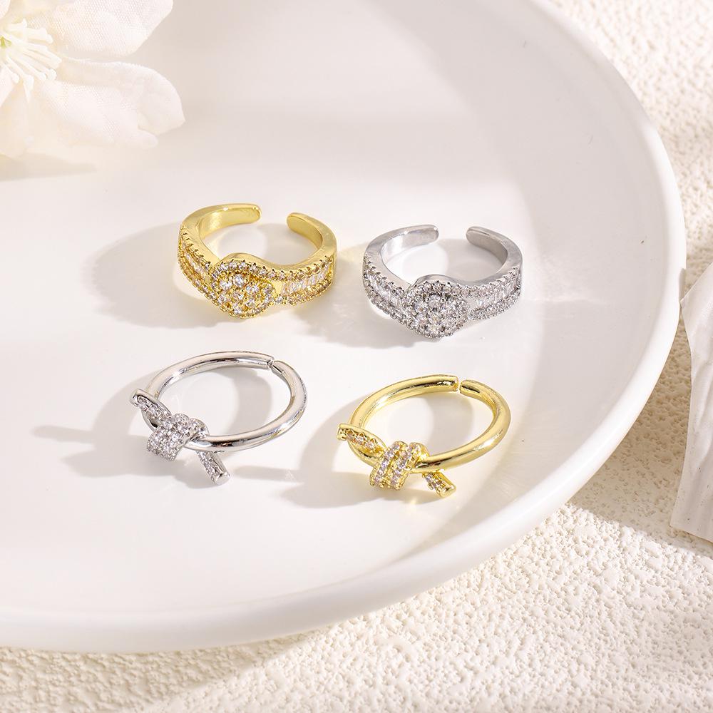 

Elegant Bowknot Copper Zirconia Open Ring - Luxurious Round Index Finger Style