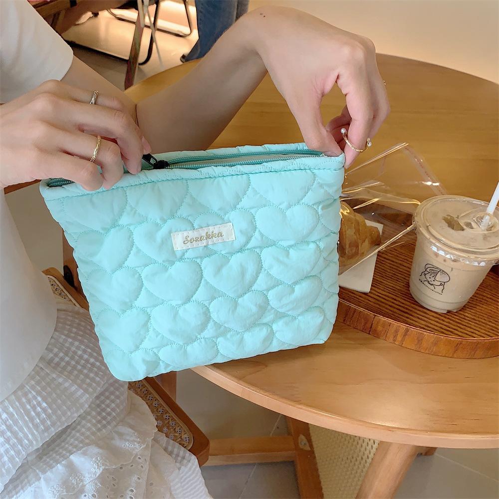 Sweet Heart Lovely Pattern Large Capacity Cosmetic Bag Makeup Pouch Lipstick Bag