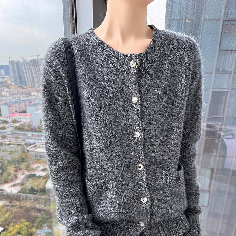 

Женский винтажный кардиган свитер с длинным рукавом и круглым вырезом из 100% чистой шерсти с крапинками S