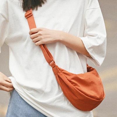 Lässige Nylon-Schulterknödeltasche, leichte Umhängetasche, große Kapazität, Taillentasche, modische Halbmond-Hobo-Tasche, Clutch