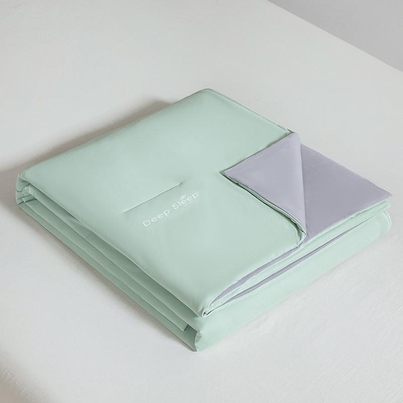 Cooling Silk Air Conditioning Quilt: Washable Summer Ice Silk Bedding 150x200cm
