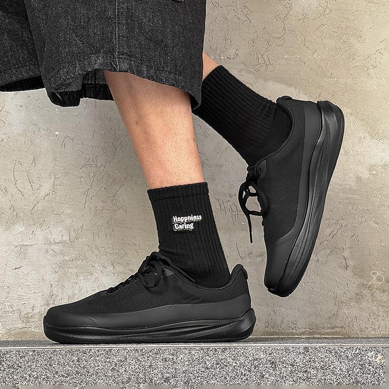 

2025 новая пара повседневной обуви для улицы, удобная спортивная обувь, дышащие кроссовки на шнуровке 78801-78802-X 38 чёрный