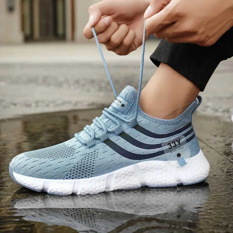fashion New Male Sneakers Spring Summer Mesh Breathable Fashion Running Shoes Comfortable Outdoors Casual Sneaker Light Tenis Masculino
