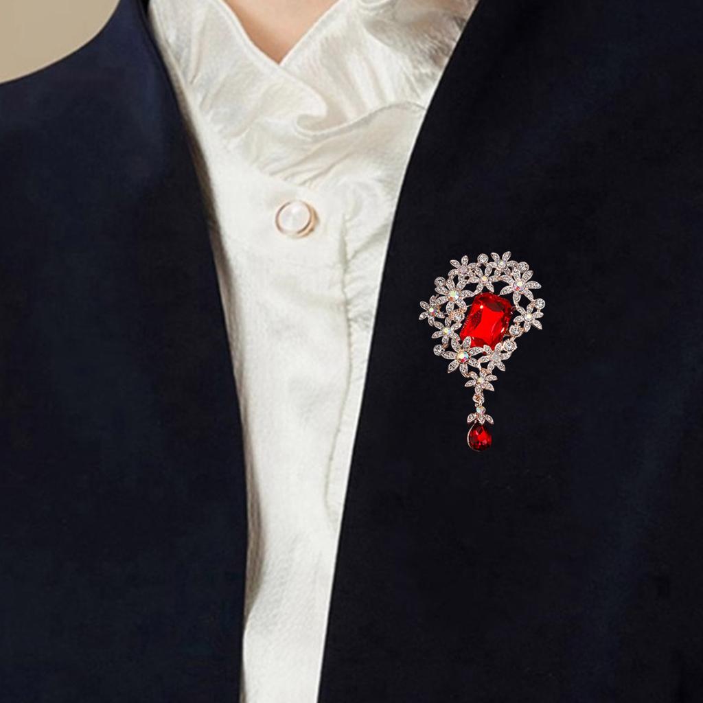 Elegant Floral Brooch for Women Vintage Inspired Alloy Crystals Embellished Accessory for Weddings Parties Daily Wear