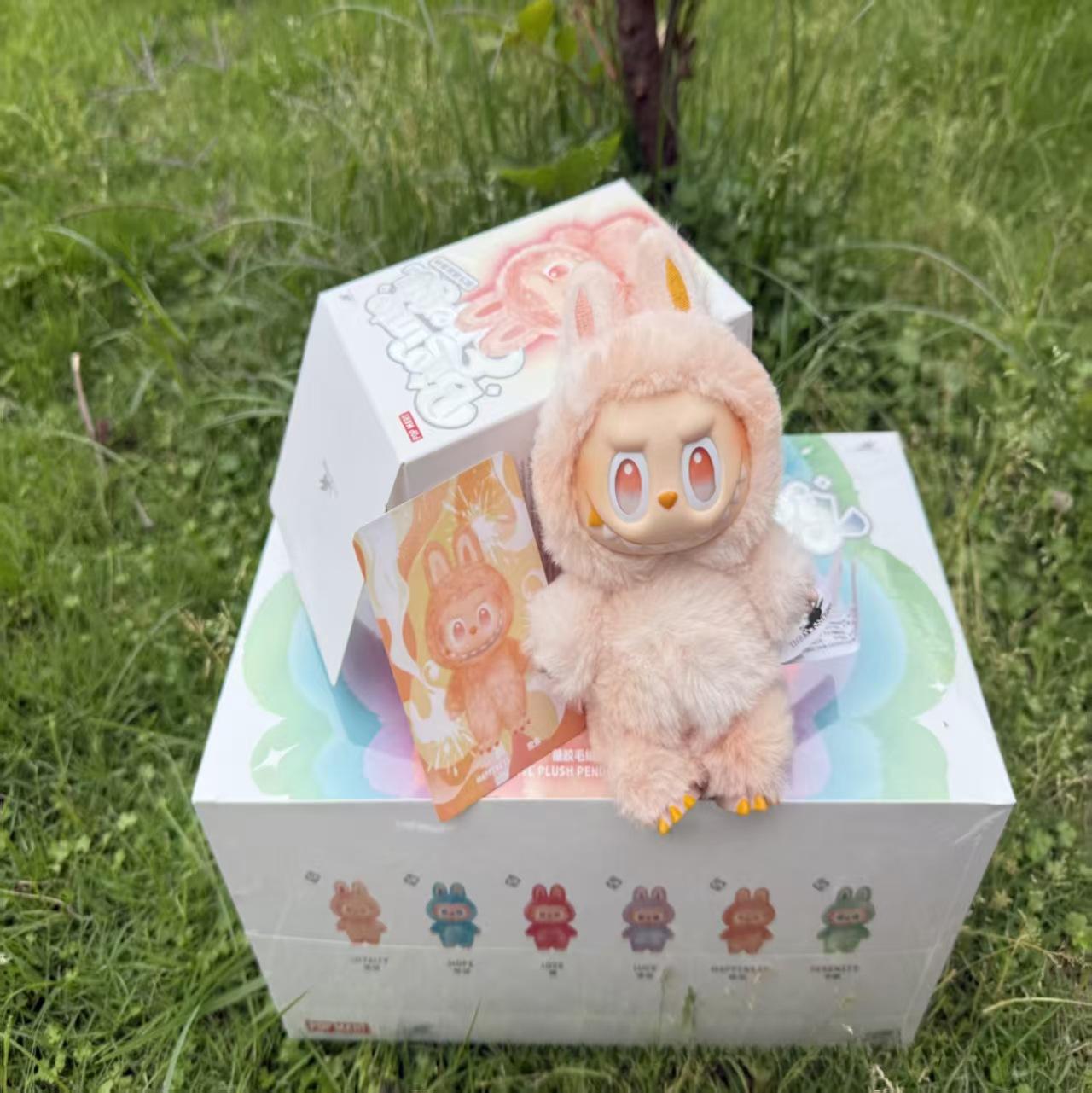 

17см Новая 3.0 Серия Высокая Энергия Слепая Коробка Три Поколения Макарон Цвет Виниловая Кукла Милый Плюш