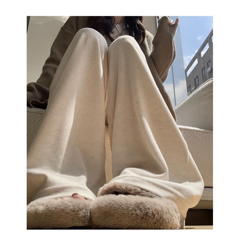 Women's White Drapey Velvet-Lined High-Waist Loose Wide-Leg Trousers - Autumn/Winter Collection