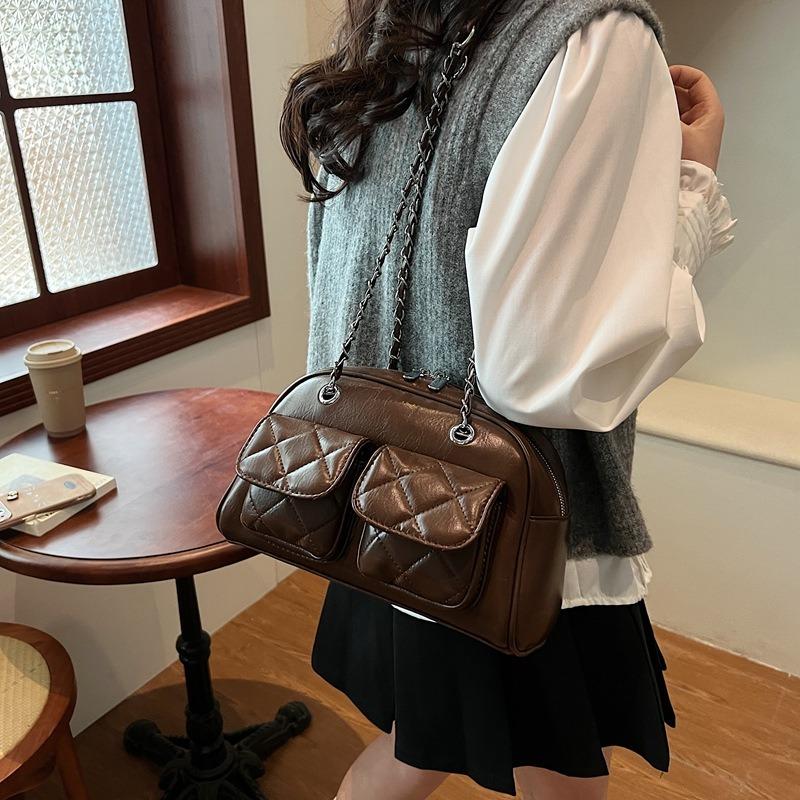 Rhombus chain bag women's new niche design shoulder armpit bag high-end commuter pillow bag