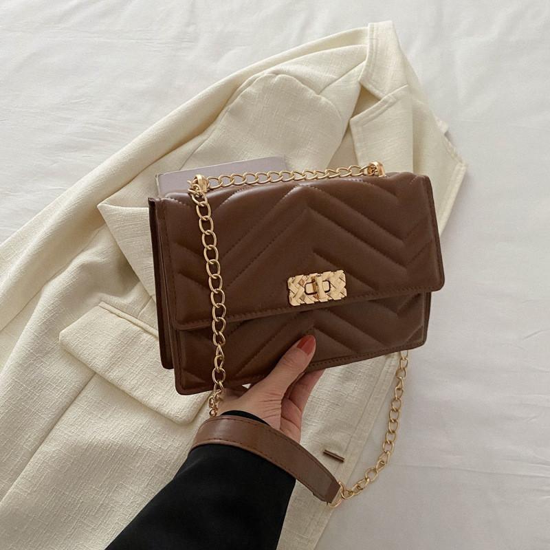 Stylish Solid Color Chain Bag For Women Casual Fashion Spring 2024 With Quilted Design