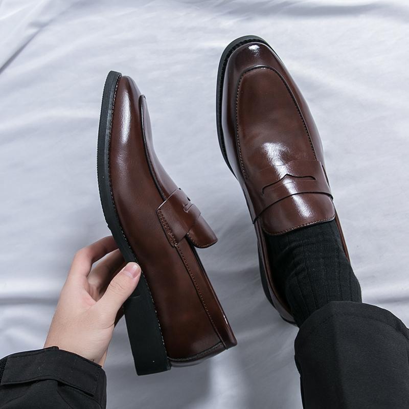 Fashion Leather Men Loafers Mens Slip On Casual Shoes Fashion Men Office Shoes Male Comfortable Wedding Dress Flats Non-Slip Lazy Shoes