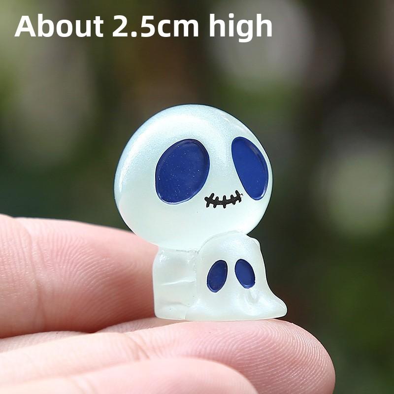 Miniature Resin Ghost Figurine With Glow Effect For Home Enthusiasts Decor