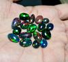 Natürlicher äthiopischer Schwarzer Opal Cabochon Großhandelslot, Mix Form, Multi Flashy Opal Cabochon Lot, Opal Edelstein, Opal Verlobungsring