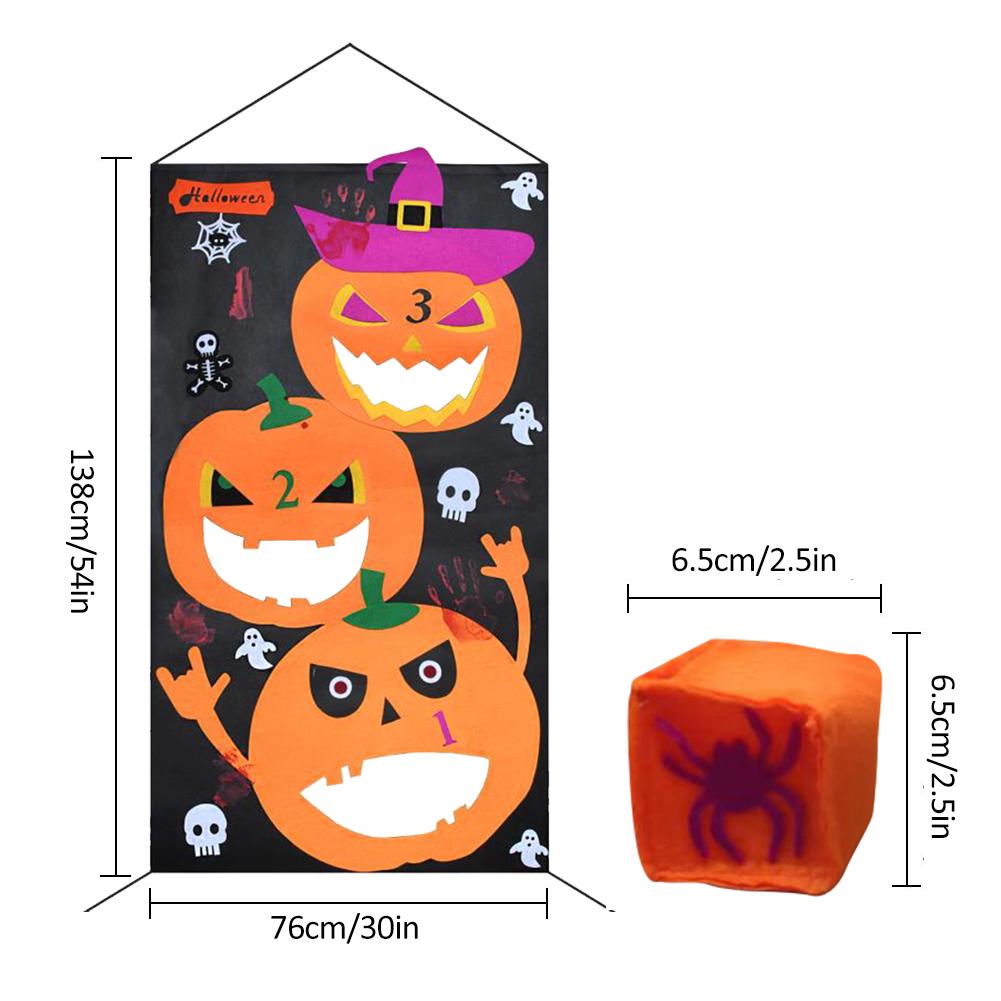Halloween felt decoration throwing 