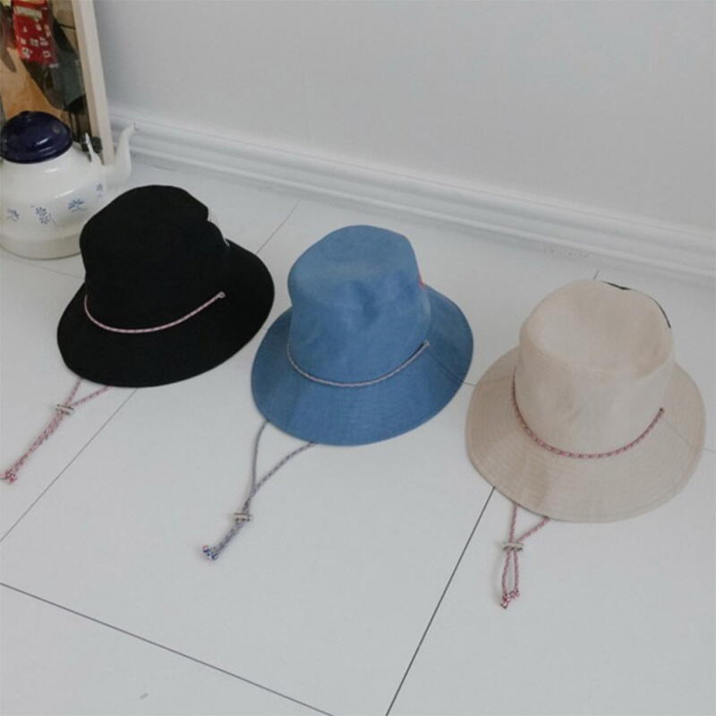 

Женская шляпа с треугольными лямками C8105_Black