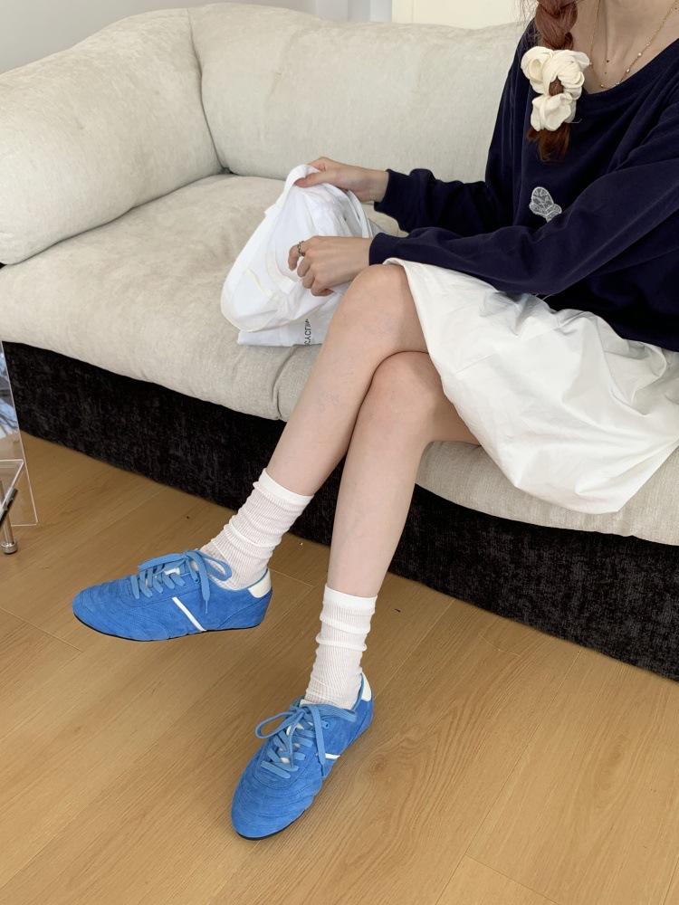 

Korean version 25 autumn and winter new trendy versatile round head soft sole lace-up sports Harajuku style German training casual shoes 39 синий