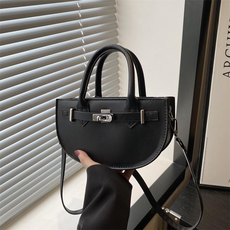 

Premium sense niche design sense women s bag new fashion trend shoulder messenger bag women s handbag чорний