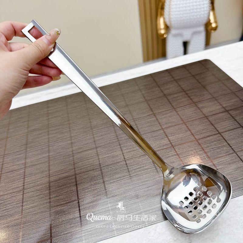 

Large Soup Ladle for Home Use, 304 Stainless Steel Spoon, High-End Exquisite Long-Handled Hot Pot Skimmer Austrian Hot Pot-Slotted Spoon (Pure 304 Steel)