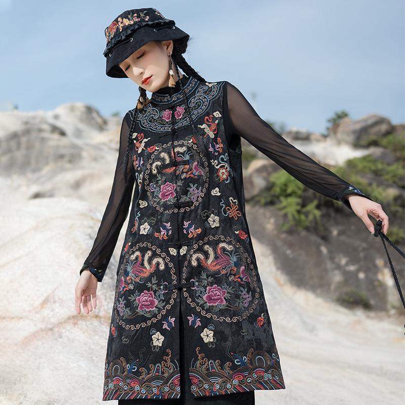2025 Ethnic Embroidered Frog Button Sleeveless Vintage Mid-Length Vest