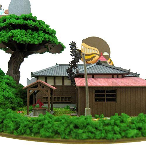 Sankei Studio Ghibli Series My Neighbor Totoro Diorama with Totoro, Paper Craft MK07-35