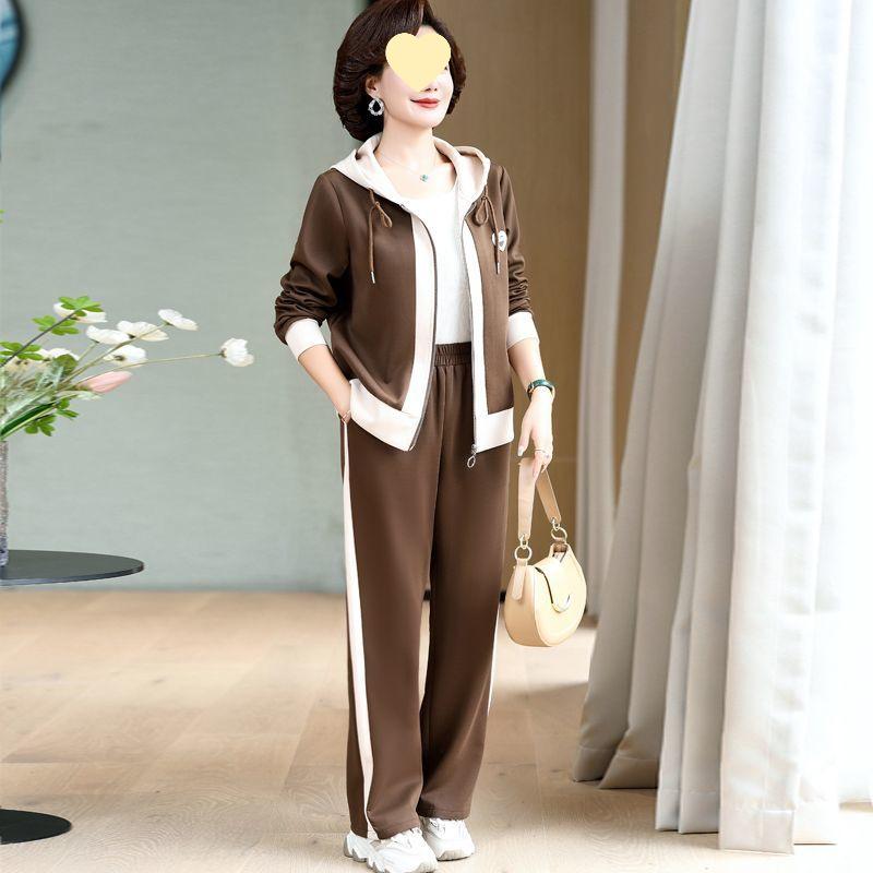 

Hooded Autumn Jacket for Middle-aged & Elderly Women - Fashionable Plus Size Casual Sportswear Order as per specification