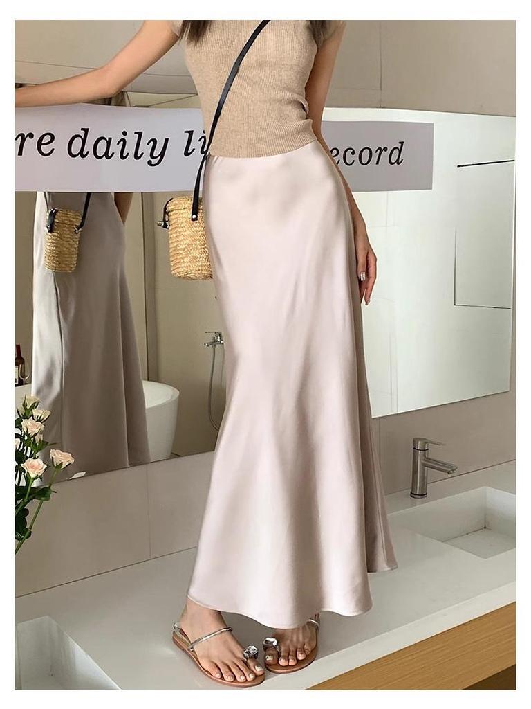 Damska spódnica satynowa z wysokim stanem typu rybka - Wiosna 2024