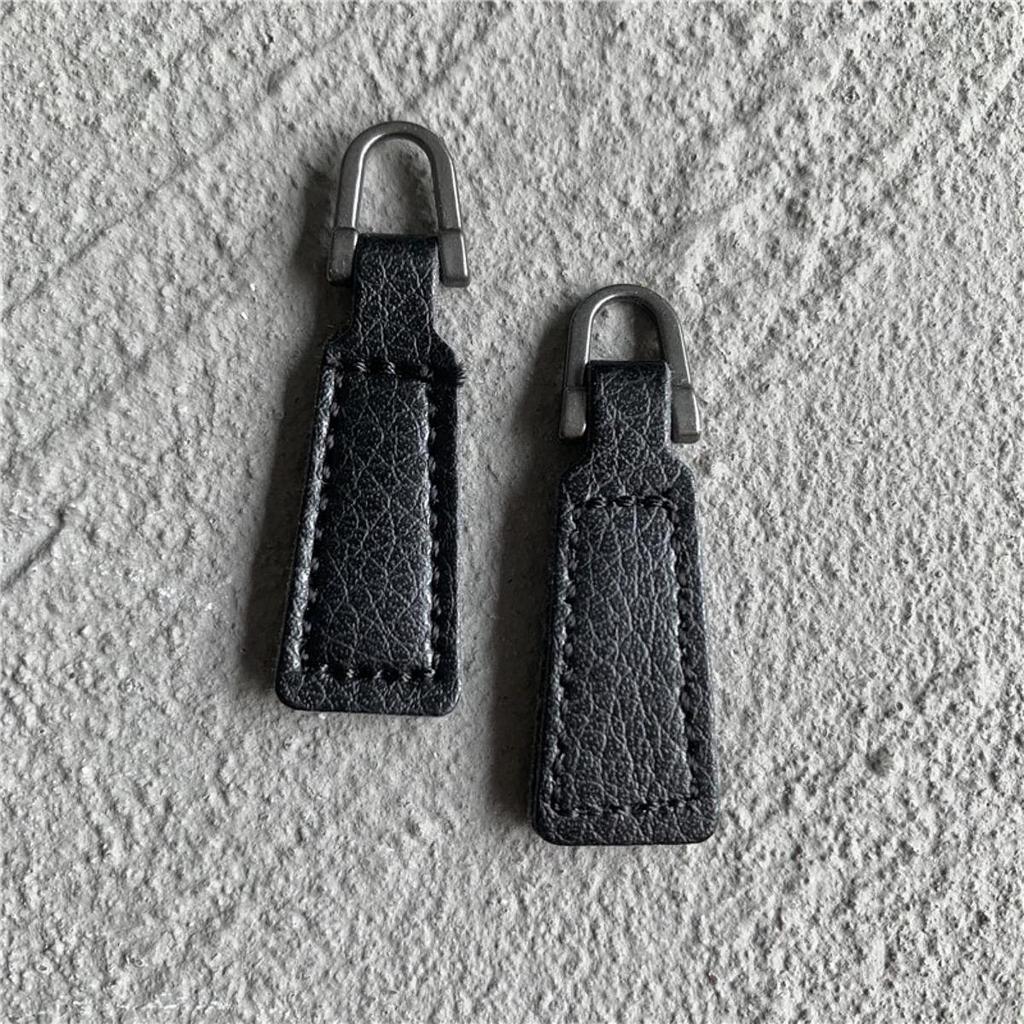 2 ks táhelka na zip PU kůže Dekorativní tahací pásek Táhla na zip Štítky na zip pro oblečení Tašku Batohy Bundy Příslušenství