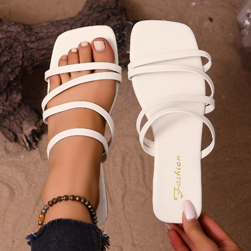Small sandals women wear new square head flat bottom one word casual beach cool slippers 35 бежевый